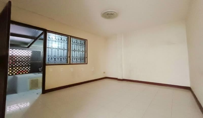 Lake Garden Village, Bangkok, Khum Thong, Lat Krabang, Bangkok, 3 Bedrooms, 280 sqm, Single Detached House For Sale, by ชนะชาติ นนท์ตา, 500262979 - DDproperty.com