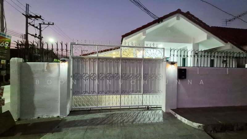 undefined, Chon Buri (Pattaya), Nong Pru, Bang Lamung (Pattaya), Chon Buri (Pattaya), 3 Bedrooms, 208 sqm, Single Detached House For Sale, by Boonyanuch Unna, 500262980 - DDproperty.com