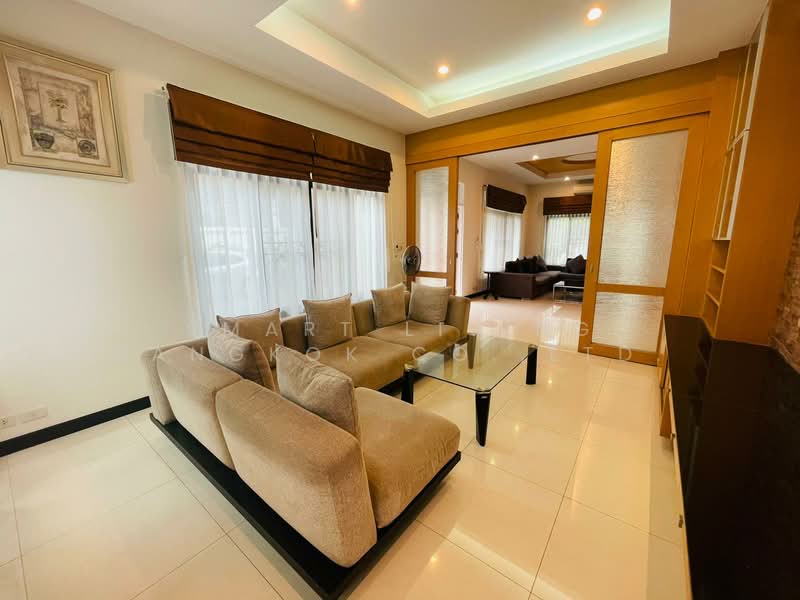 บ้าน รัชดา 32, กรุงเทพ, รัชดาภิเษก, จันทรเกษม, จตุจักร, กรุงเทพ, 450 ตร.ม., บ้านเดี่ยว ให้เช่า, โดย Smart Living Bangkok Co.,Ltd., 500263001 - DDproperty.com