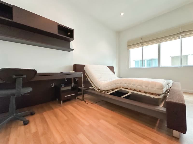 Euro Nova, Bangkok, Lat Krabang Rd, Lat Krabang, Lat Krabang, Bangkok, 3 Bedrooms, 261 sqm, Townhouse For Sale, by ปพณณัฏฐ์ บันลือชัยฤทธิ์, 500263035 - DDproperty.com