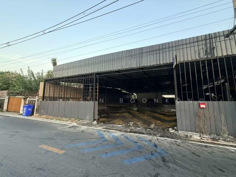 For Rent - 1-BR House, Bangkok