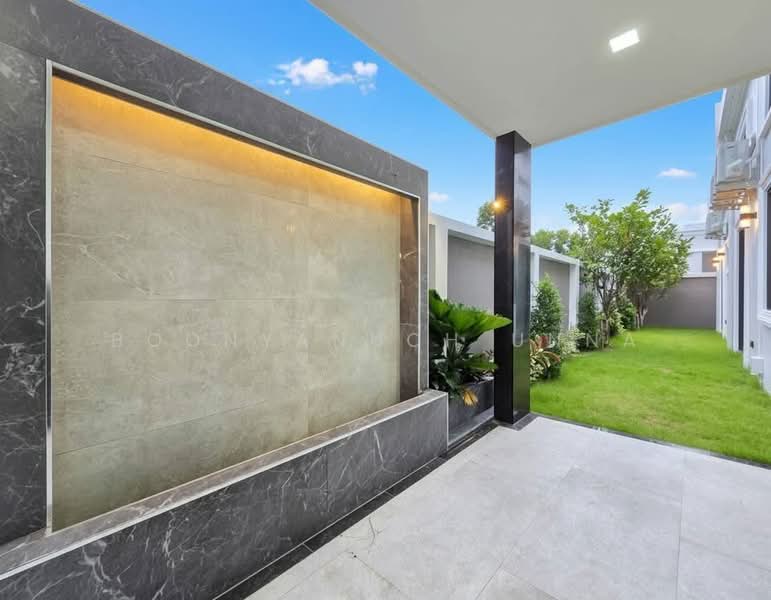 4-BR Villa, Chon Buri (Pattaya), Nong Pru, Bang Lamung (Pattaya), Chon Buri (Pattaya), 4 Bedrooms, 445 sqm, Villa For Sale, by Boonyanuch Unna, 500263118 - DDproperty.com