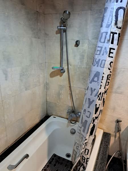 Lake Avenue Sukhumvit 16, Bangkok, Soi Sammitr Sukhumvit Road, Khlong Tan Nua, Watthana, Bangkok, 1 Bedroom, 79 sqm, Condo For Sale, by Nuttharom Linla, 500263148 - DDproperty.com