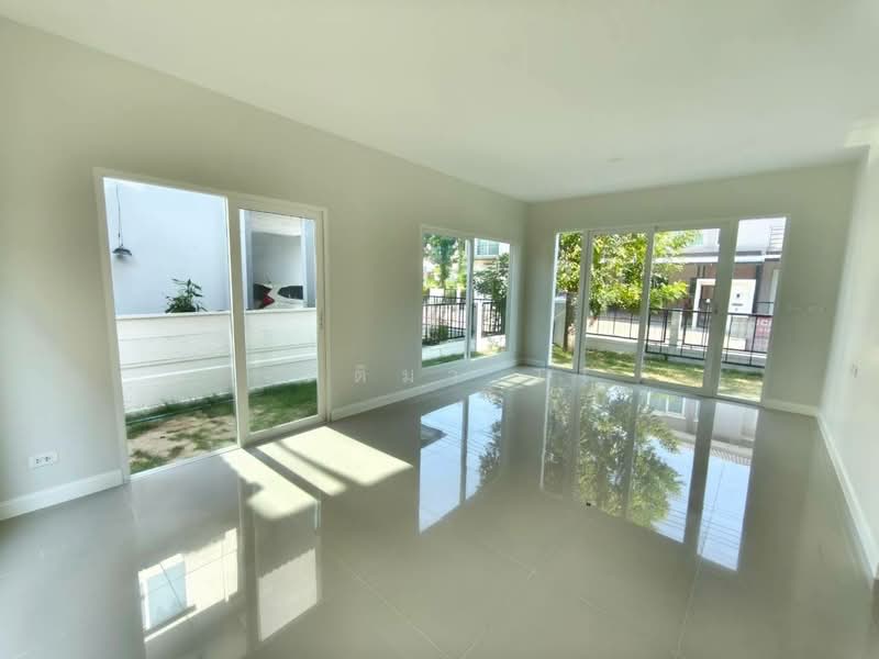 Q District Suksawad-Wongwaen Rama 3, Samut Prakan, Soi Suksawat 76 Latluang, Suksawat Road, Bang Chak, Phra Pra Daeng, Samut Prakan, 4 Bedrooms, 148 sqm, Single Detached House For Sale, by จิตติมา TT, 500263176 - DDproperty.com