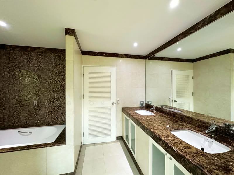 Baan Ananda, Bangkok, Sukhumvit 61, Khlong Tan Nua, Watthana, Bangkok, 3 Bedrooms, 300 sqm, Condo For Rent, by Smart Living Bangkok Co.,Ltd., 500263296 - DDproperty.com