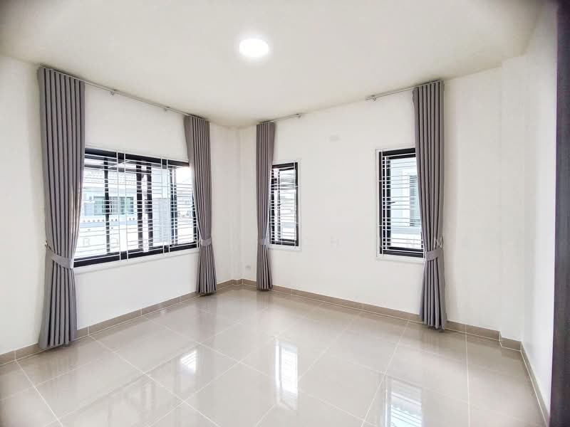 3-BR House, Chon Buri (Pattaya), Ta Khian Tia, Bang Lamung (Pattaya), Chon Buri (Pattaya), 3 Bedrooms, 158 sqm, Single Detached House For Sale, by Boonyanuch Unna, 500263347 - DDproperty.com