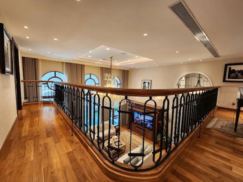 For Sale - 4-BR House, Bangkok