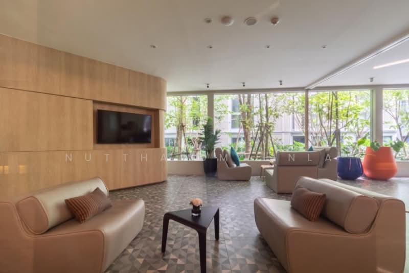 Taka Haus, Bangkok, 99 Soi Ekamai 10, Khlong Tan Nua, Watthana, Bangkok, 2 Bedrooms, 62 sqm, Condo For Sale, by Nuttharom Linla, 500263369 - DDproperty.com