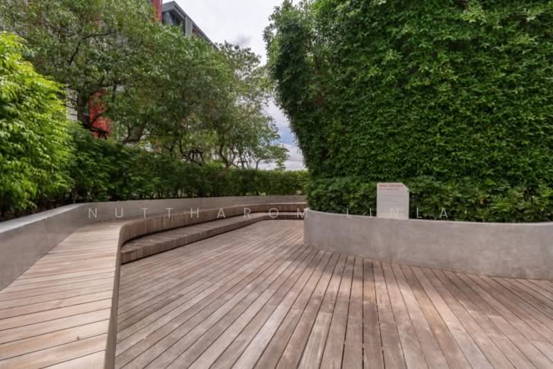 Taka Haus, Bangkok, 99 Soi Ekamai 10, Khlong Tan Nua, Watthana, Bangkok, 2 Bedrooms, 62 sqm, Condo For Sale, by Nuttharom Linla, 500263369 - DDproperty.com