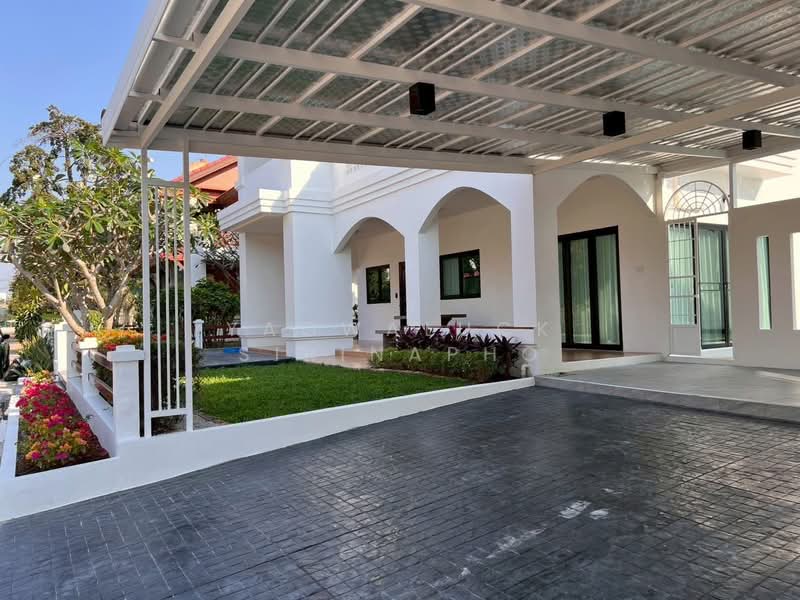 Beachfront Village Pool Villa Na Jomtien, Pattaya, Chon Buri (Pattaya), Na Chom Thian, Sattahip, Chon Buri (Pattaya), 3 Bedrooms, 300 sqm, Villa For Sale, by Yaowaluck Sirinapho, 500263376 - DDproperty.com