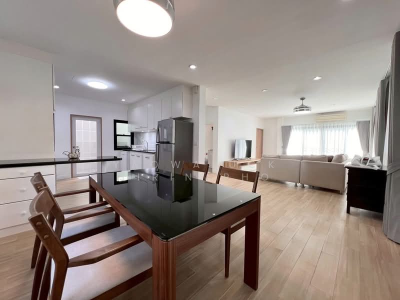 Beachfront Village Pool Villa Na Jomtien, Pattaya, Chon Buri (Pattaya), Na Chom Thian, Sattahip, Chon Buri (Pattaya), 3 Bedrooms, 300 sqm, Villa For Sale, by Yaowaluck Sirinapho, 500263376 - DDproperty.com