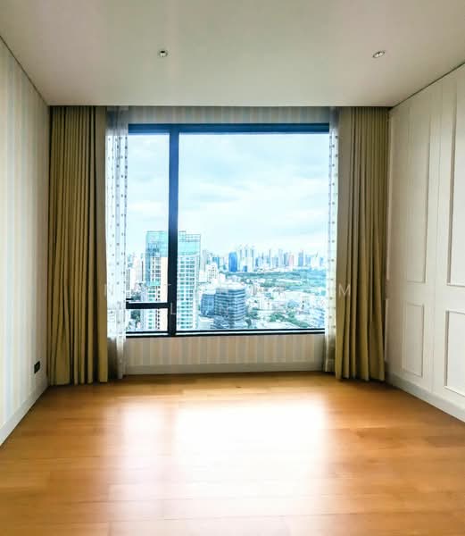 Sindhorn Residence, Bangkok, 54 Soi Ton Son, Lumphini, Pathum Wan, Bangkok, 3 Bedrooms, 148 sqm, Condo For Sale, by Nuttharom Linla, 500263380 - DDproperty.com