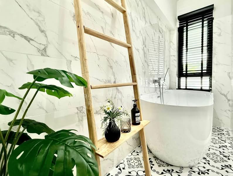 3-BR House, Chon Buri (Pattaya), Huai Yai, Bang Lamung (Pattaya), Chon Buri (Pattaya), 3 Bedrooms, 250 sqm, Single Detached House For Sale, by Prapapan Wilairojvorakul, 500263381 - DDproperty.com