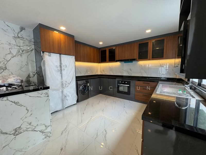 undefined, Chon Buri (Pattaya), Nong Pru, Bang Lamung (Pattaya), Chon Buri (Pattaya), 6 Bedrooms, 320 sqm, Single Detached House For Sale, by Boonyanuch Unna, 500263450 - DDproperty.com