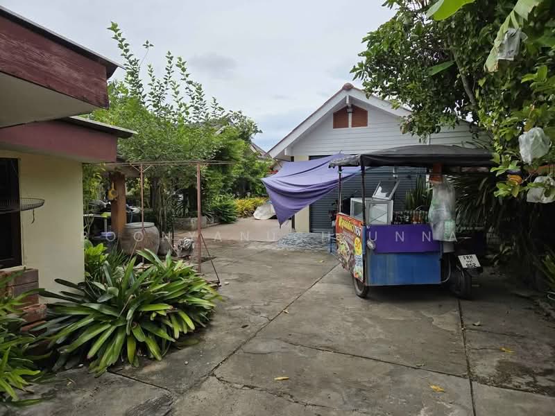 3-BR House, Chon Buri (Pattaya), Huai Yai, Bang Lamung (Pattaya), Chon Buri (Pattaya), 3 Bedrooms, 263 sqm, Single Detached House For Sale, by Boonyanuch Unna, 500263461 - DDproperty.com