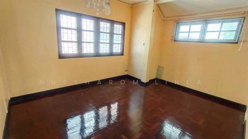 บ้าน 3-ห้องนอน, กรุงเทพ, พระโขนงเหนือ, วัฒนา, กรุงเทพ, 250 ตร.ม., บ้านเดี่ยว ขาย, โดย Nuttharom Linla, 500263462 - DDproperty.com