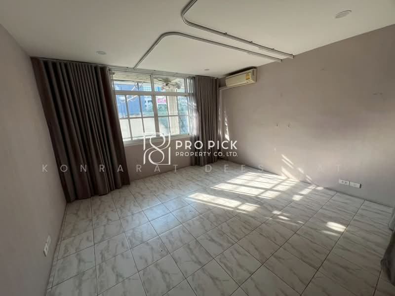 Shophouse For Rent Sukhumvit BTS Ekkamai mainstreet Watthana, Bangkok, สุขุมวิท, Khlong Tan Nua, Watthana, Bangkok, , 350 sqm, Shophouse For Rent, by Konrarat Deesawat, 500263474 - DDproperty.com