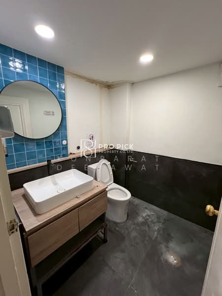 Shophouse For Rent Sukhumvit BTS Ekkamai mainstreet Watthana, Bangkok, สุขุมวิท, Khlong Tan Nua, Watthana, Bangkok, , 350 sqm, Shophouse For Rent, by Konrarat Deesawat, 500263474 - DDproperty.com