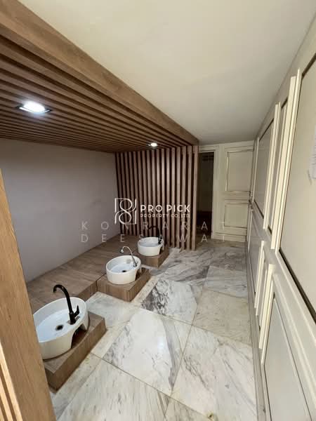 Shophouse For Rent Sukhumvit BTS Ekkamai mainstreet Watthana, Bangkok, สุขุมวิท, Khlong Tan Nua, Watthana, Bangkok, , 350 sqm, Shophouse For Rent, by Konrarat Deesawat, 500263474 - DDproperty.com