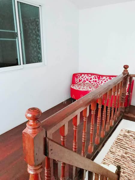 3-BR House, Bangkok, Yan Nawa, Sathon, Bangkok, 3 Bedrooms, 150 sqm, Single Detached House For Sale, by Nuttharom Linla, 500263490 - DDproperty.com