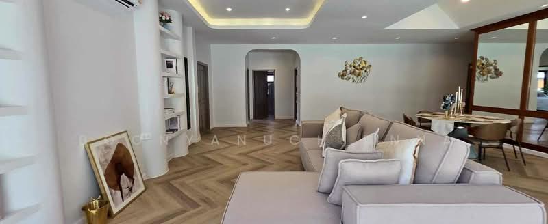 undefined, Chon Buri (Pattaya), Nong Pru, Bang Lamung (Pattaya), Chon Buri (Pattaya), 4 Bedrooms, 250 sqm, Single Detached House For Sale, by Boonyanuch Unna, 500263494 - DDproperty.com