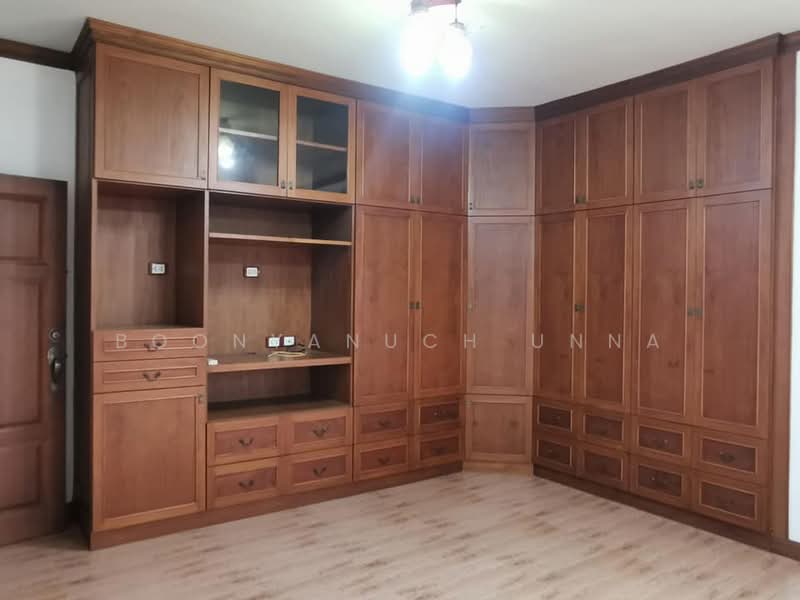 undefined, Chon Buri (Pattaya), Surasak, Si Racha, Chon Buri (Pattaya), 4 Bedrooms, 426 sqm, Single Detached House For Sale, by Boonyanuch Unna, 500263501 - DDproperty.com