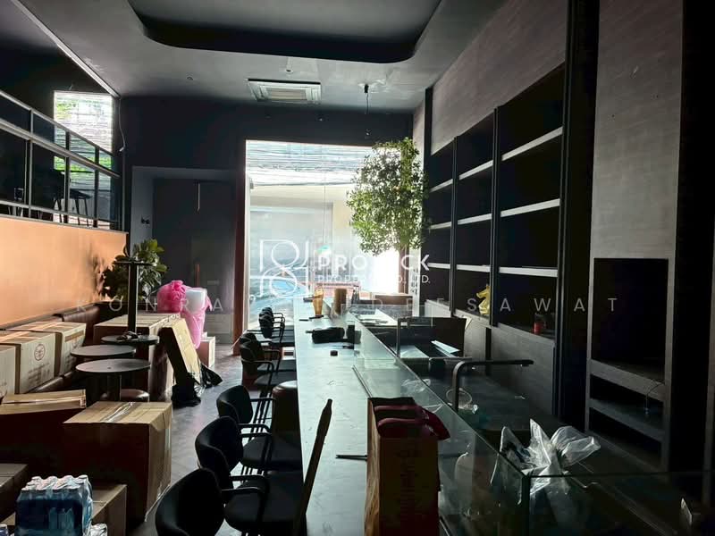 Retail Bar For Rent BTS Thonglo Suhumvit Watthana, Bangkok, สุขุมวิท, Khlong Tan Nua, Watthana, Bangkok, , 100 sqm, Retail Space For Rent, by Konrarat Deesawat, 500263513 - DDproperty.com