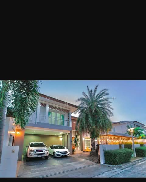 For Sale - 4-BR Villa, Chon Buri (Pattaya)