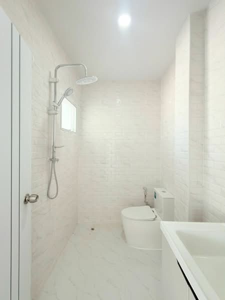 3-BR House, Chon Buri (Pattaya), Ta Khian Tia, Bang Lamung (Pattaya), Chon Buri (Pattaya), 3 Bedrooms, 150 sqm, Single Detached House For Sale, by Boonyanuch Unna, 500263545 - DDproperty.com