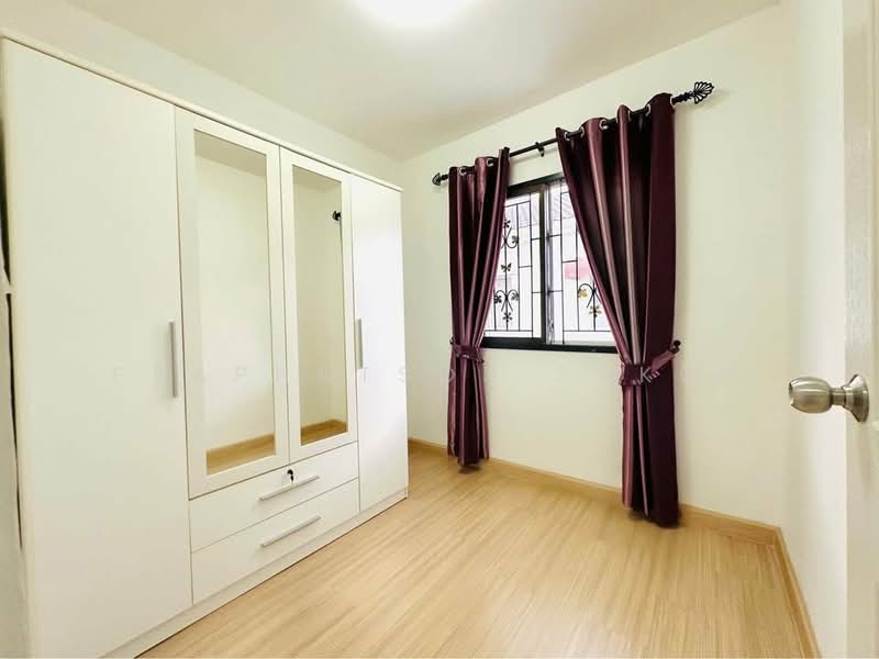 Baan Pruksa 51 Chalongkrung : บ้านพฤกษา 51 ฉลองกรุง, กรุงเทพ, ซอยฉลองกรุง 53 ถนนฉลองกรุง, ลำปลาทิว, ลาดกระบัง, กรุงเทพ, 150 ตร.ม., บ้านเดี่ยว ขาย, โดย Praphatson Sakon, 500263581 - DDproperty.com