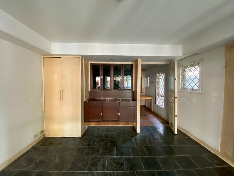 undefined, Bangkok, Wang Thonglang, Wang Thonglang, Bangkok, 4 Bedrooms, 150 sqm, Townhouse For Sale, by Praphatson Sakon, 500263596 - DDproperty.com