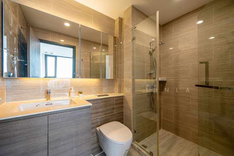 Whizdom Essence, Bangkok, 5 Piyabutr 1 Alley, Bang Chak, Phra Khanong, Bangkok, 2 Bedrooms, 53 sqm, Condo For Sale, by Nuttharom Linla, 500263641 - DDproperty.com