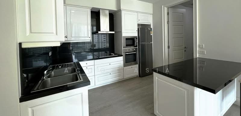 ให้เช่า - Royce Private Residences : รอย์ช ไพรเวท เรสซิเดนซ์ส, กรุงเทพ