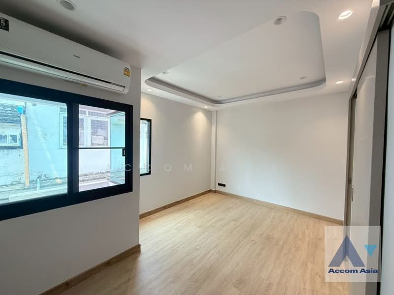 Regent 71 Place, Bangkok, Phra Kanong Nua, Watthana, Bangkok, 4 Bedrooms, 350 sqm, Townhouse For Rent, by Accom Asia, 500263711 - DDproperty.com