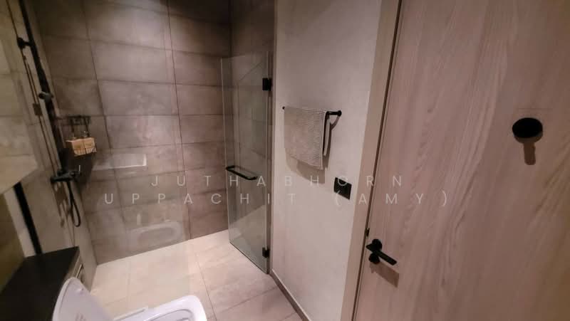 The Lofts Asoke, Bangkok, Sukhumvit 21 Road, Khlongtoei Nua, Watthana, Bangkok, 1 Bedroom, 35 sqm, Condo For Rent, by Juthabhorn Uppachit (Amy), 500263713 - DDproperty.com