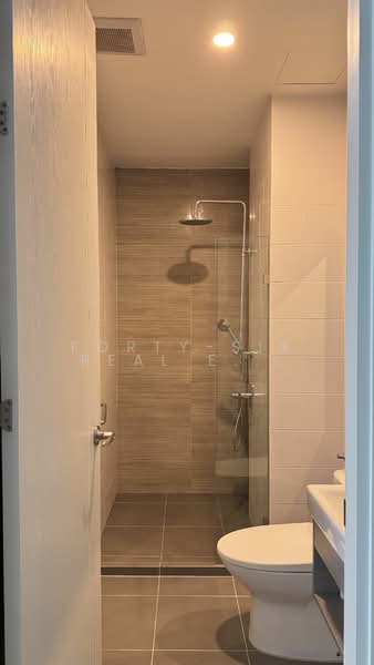 KnightsBridge Collage Ramkhamhaeng, Bangkok, Ramkhamhaeng Road, Hua Mak, Bang Kapi, Bangkok, 2 Bedrooms, 44 sqm, Condo For Rent, by Forty-Six Real Estate Group, 500263716 - DDproperty.com