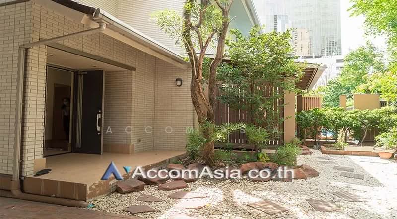 Common Pool, Pet friendly 3 Bedrooms House for Rent in Sukhumvit, Bangkok near BTS Phrom Phong, กรุงเทพ, คลองตันเหนือ, วัฒนา, กรุงเทพ, 320 ตร.ม., บ้านเดี่ยว ให้เช่า, โดย Accom Asia, 500263725 - DDproperty.com