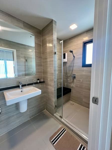 Grand Britania Bangna KM.12, Samut Prakan, 64 Soi 5, Bangphli Yai, Bang Plee, Samut Prakan, 4 Bedrooms, 255 sqm, Single Detached House For Rent, by Forty-Six Real Estate Group, 500263769 - DDproperty.com