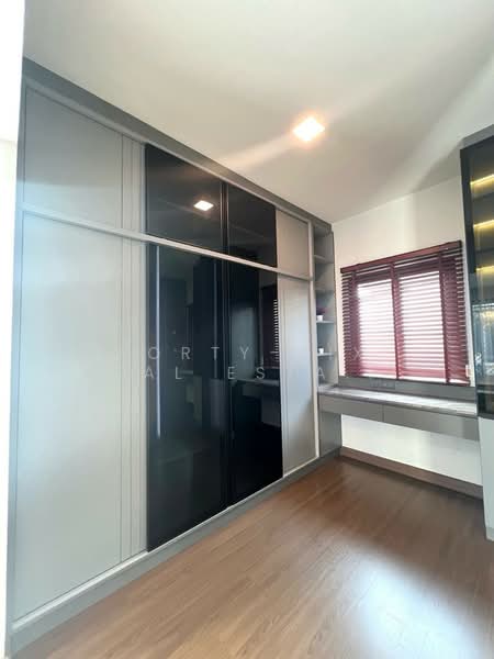 Grand Britania Bangna KM.12, Samut Prakan, 64 Soi 5, Bangphli Yai, Bang Plee, Samut Prakan, 4 Bedrooms, 255 sqm, Single Detached House For Rent, by Forty-Six Real Estate Group, 500263769 - DDproperty.com