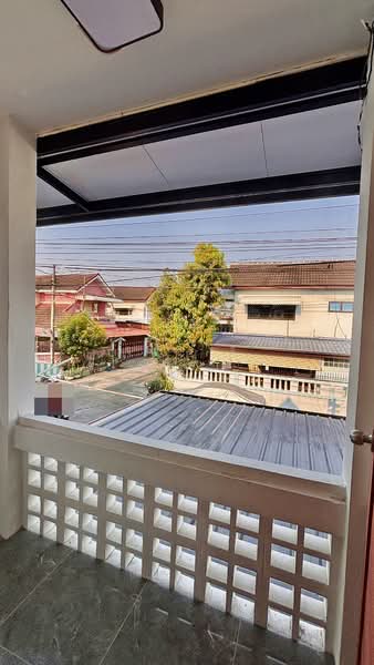 บ้านสวย หลังริม หมู่บ้าน ระเบียงทอง 3 ถนนเทพรักษ์ สายไหม ใกล้ บิ๊กซี สะพานใหม่, กรุงเทพ, เทพรักษ์, คลองถนน, สายไหม, กรุงเทพ, 100 ตร.ม., ทาวน์เฮ้าส์ ขาย, โดย บุษบากร (เจี๊ยบ), 500263776 - DDproperty.com