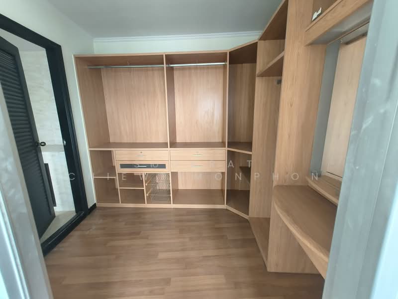 Lumpini Place Narathiwas 24, Bangkok, Sathu Pradit 19 Alley 3, Chong Nonsi, Yan Nawa, Bangkok, 3 Bedrooms, 128 sqm, Condo For Sale, by Sudarat Chiewpimonphon, 500263787 - DDproperty.com