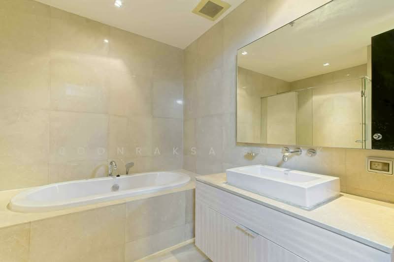 The Madison, Bangkok, Sukhumvit 41, Khlong Tan Nua, Watthana, Bangkok, 2 Bedrooms, 115 sqm, Condo For Rent, by Boonraksa Sopak, 500263808 - DDproperty.com