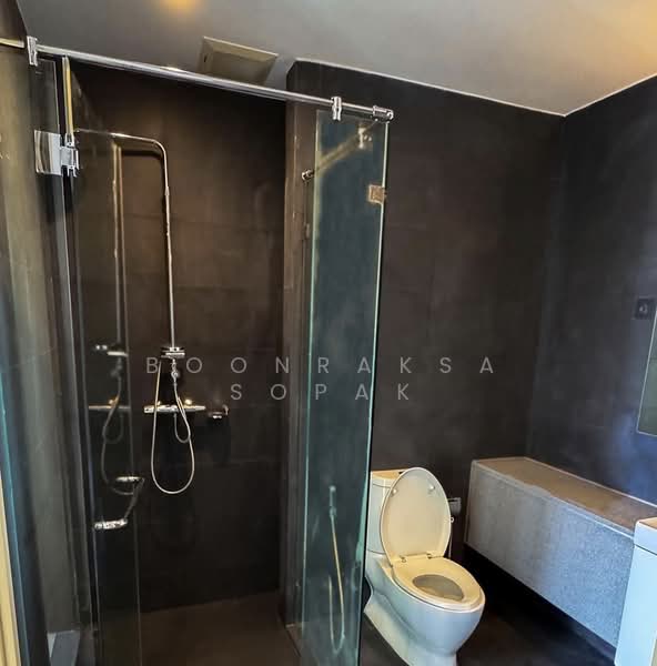 Noble Ploenchit, Bangkok, 1035 Ploenchit  Road, Lumphini, Pathum Wan, Bangkok, 2 Bedrooms, 71 sqm, Condo For Rent, by Boonraksa Sopak, 500263828 - DDproperty.com