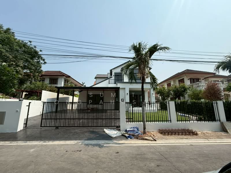 Ladawan Pinklao-Borommaratchachonnani, Bangkok, Borommaratchachonnani Road, Sala Thammasop, Thawi Watthana, Bangkok, 4 Bedrooms, 350 sqm, Single Detached House For Sale, by Sumit Thongpahusatcha, 500263846 - DDproperty.com