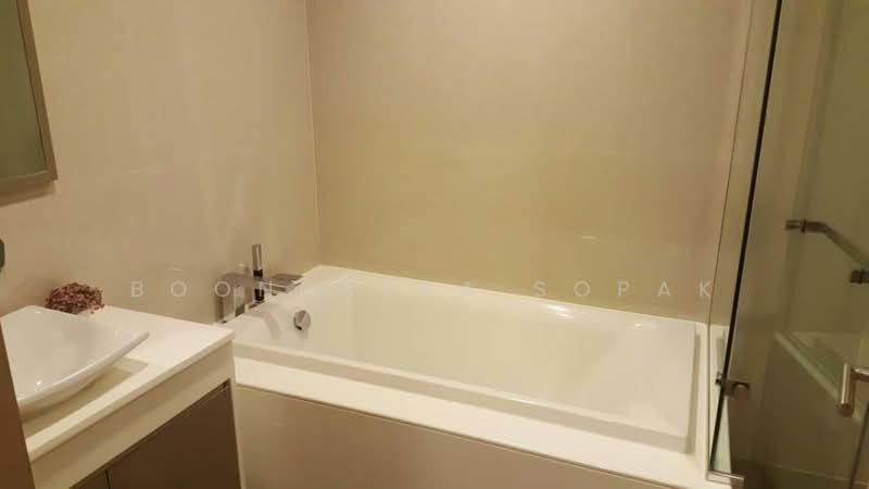 Liv @ 49, Bangkok, 9 Sukhumvit 49 Rd, Khlong Tan Nua, Watthana, Bangkok, 2 Bedrooms, 77 sqm, Condo For Rent, by Boonraksa Sopak, 500263887 - DDproperty.com