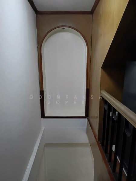 5-BR Townhouse, Bangkok, Khlong Tan Nua, Watthana, Bangkok, 5 Bedrooms, 448 sqm, Townhouse For Rent, by Boonraksa Sopak, 500263900 - DDproperty.com