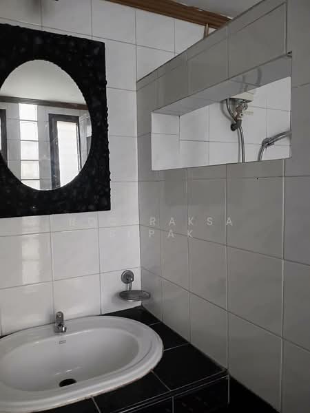 5-BR Townhouse, Bangkok, Khlong Tan Nua, Watthana, Bangkok, 5 Bedrooms, 448 sqm, Townhouse For Rent, by Boonraksa Sopak, 500263900 - DDproperty.com