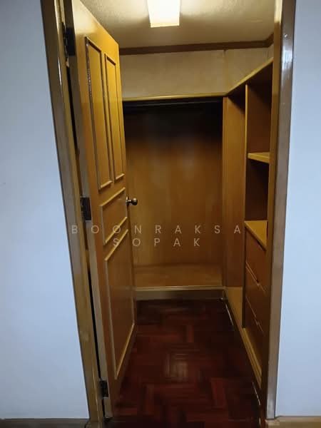 5-BR Townhouse, Bangkok, Khlong Tan Nua, Watthana, Bangkok, 5 Bedrooms, 448 sqm, Townhouse For Rent, by Boonraksa Sopak, 500263900 - DDproperty.com