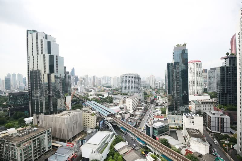 Siri At Sukhumvit, Bangkok, 902 Sukhumvit Road, Phra Kanong, Khlong Toei, Bangkok, 2 Bedrooms, 68 sqm, Condo For Rent, by Boonraksa Sopak, 500263902 - DDproperty.com