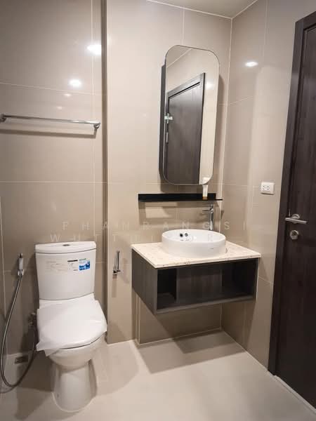 XT Huaikhwang, Bangkok, 244 Ratchadaphisek Road, Huai Khwang, Bangkok, 1 Bedroom, 35 sqm, Condo For Rent, by Phanrangsi Wutthikornwanich, 500263908 - DDproperty.com